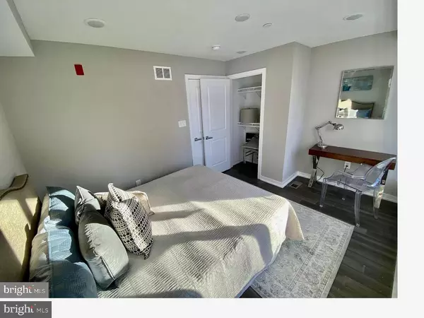 Philadelphia, PA 19130,765 N UBER ST #1