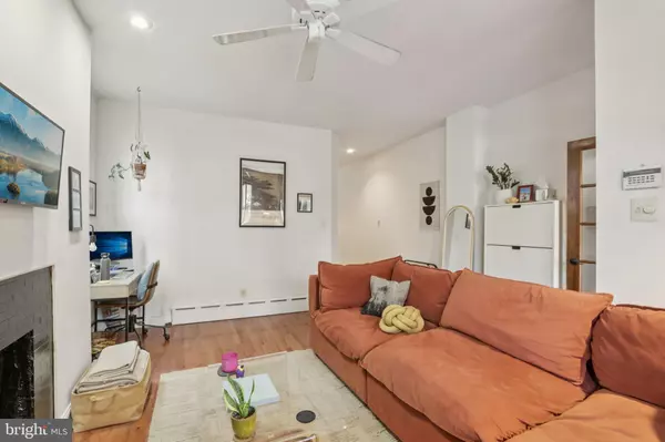 Philadelphia, PA 19143,812 S SAINT BERNARD ST