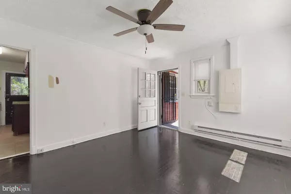 Washington, DC 20032,550 MALCOLM X AVE SE