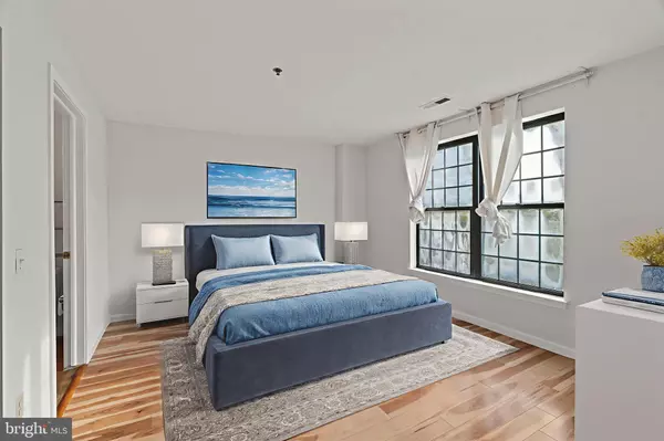 Philadelphia, PA 19127,2 LEVERINGTON #24