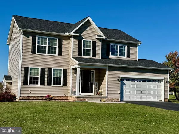 New Oxford, PA 17350,22 MEADOWVIEW LN