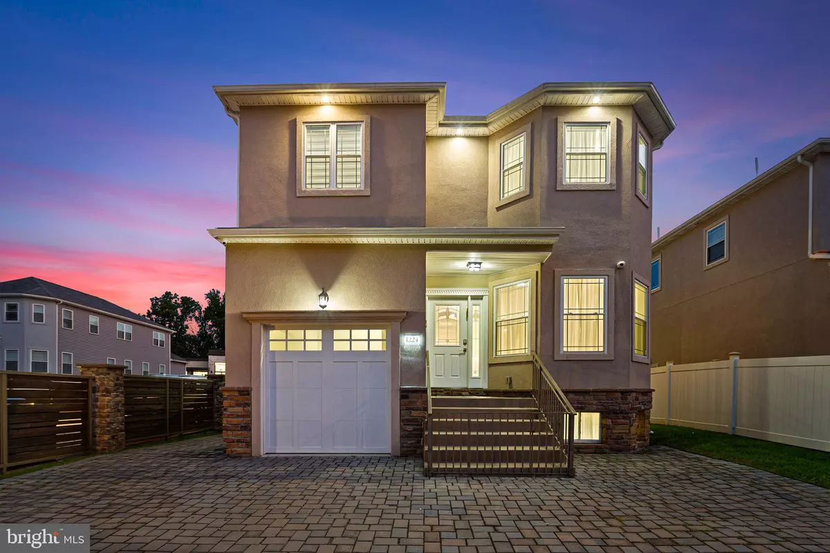 Philadelphia, PA 19115,1224 NORWALK RD