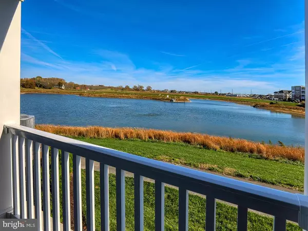 24160 PORT LN #105, Lewes, DE 19958