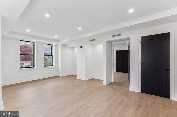 Philadelphia, PA 19103,135 S 19TH ST #308