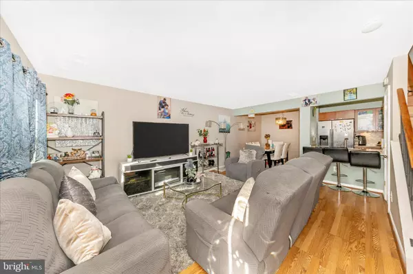 Germantown, MD 20876,11427 HAWKS RIDGE TER #38