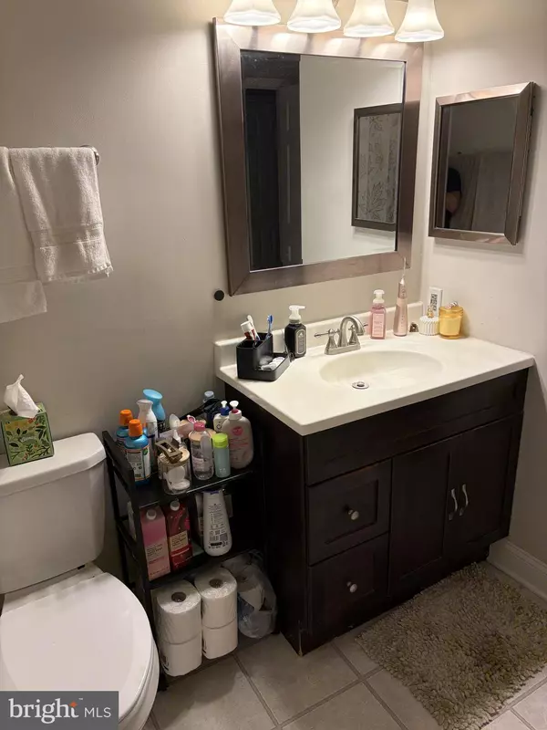 Ashburn, VA 20147,20979 TIMBER RIDGE TER #204