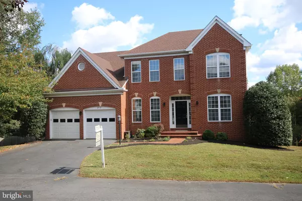 2410 DAKOTA LAKES DR, Herndon, VA 20171