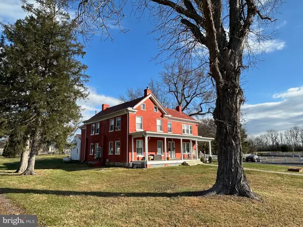 Shepherdstown, WV 25443,1585 GARDNERS LN