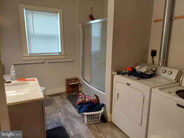 York, PA 17403,726 W PHILADELPHIA ST