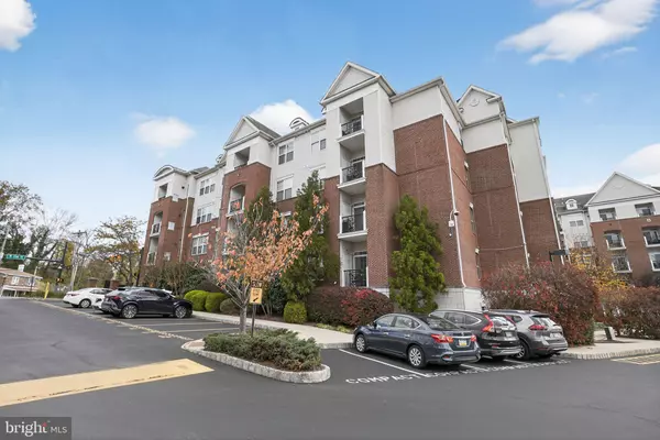 Conshohocken, PA 19428,350 W ELM ST #3207