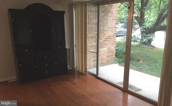 Falls Church, VA 22042,2909 CHARING CROSS RD #6