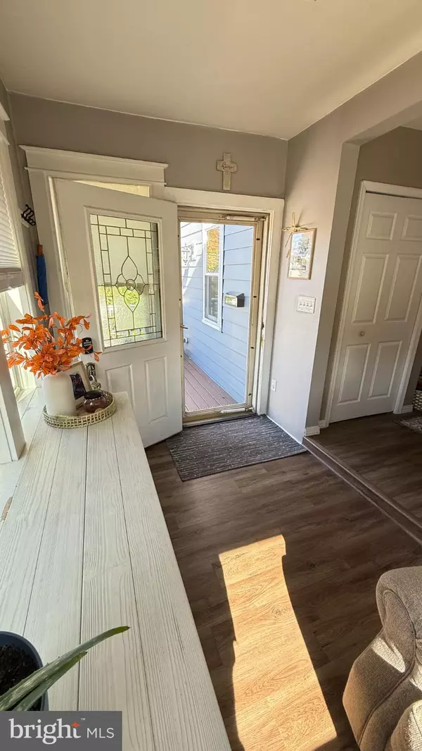 Delran, NJ 08075,32 ALDEN AVE