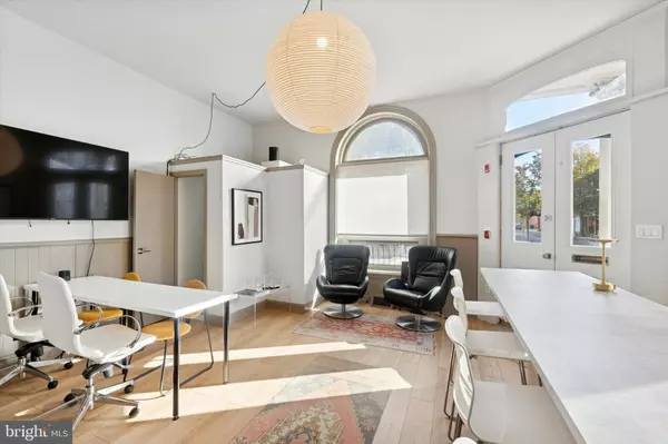 Philadelphia, PA 19146,2101 LOMBARD ST