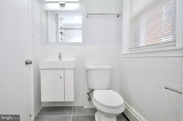 Philadelphia, PA 19111,8037 PINE RD #2ND FLOOR