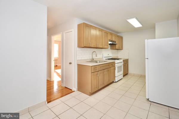 8037 PINE RD #2ND FLOOR, Philadelphia, PA 19111