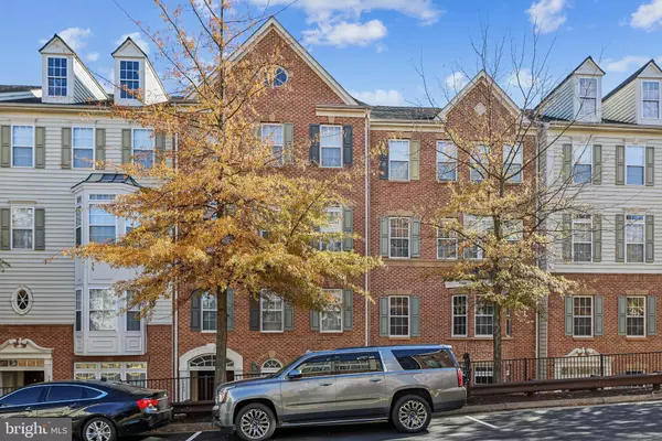 Woodbridge, VA 22191,2488 EASTBOURNE DR #313