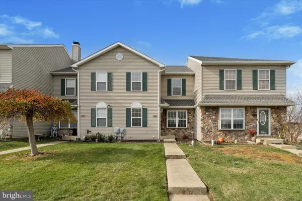 1225 PIN OAK DR, Perkiomenville, PA 18074