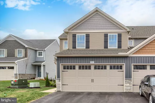 Harrisburg, PA 17112,7407 RED OAK CT