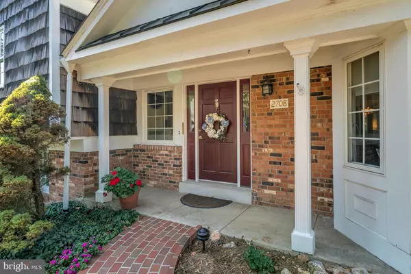 Arlington, VA 22207,2708 N KENSINGTON ST