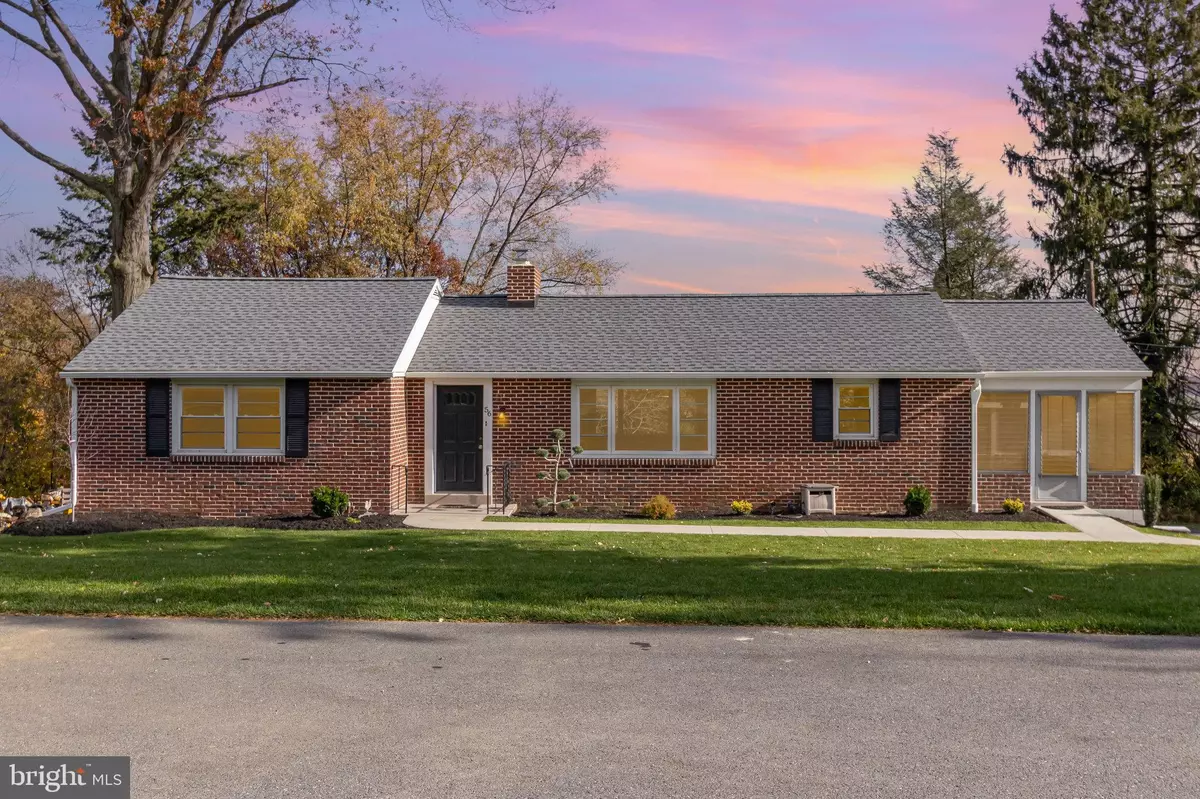 Lancaster, PA 17601,56 PEACOCK DR