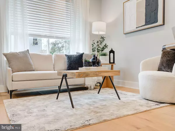 Philadelphia, PA 19122,1937 N LEITHGOW ST