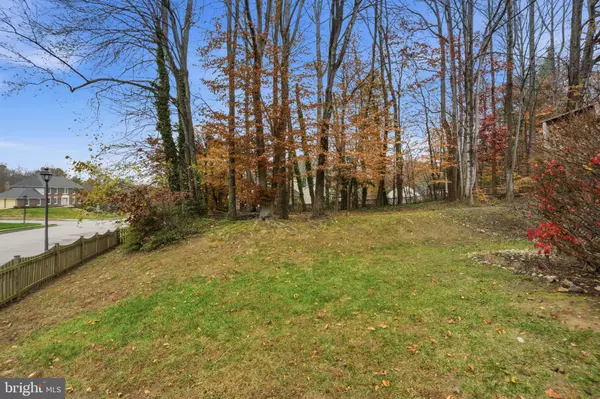 Springfield, VA 22153,9236 NORTHEDGE DR