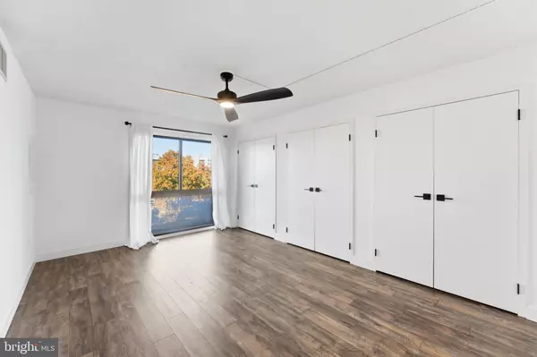 250 S REYNOLDS ST #508, Alexandria, VA 22304