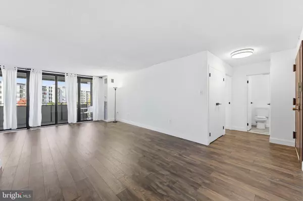 Alexandria, VA 22304,250 S REYNOLDS ST #508