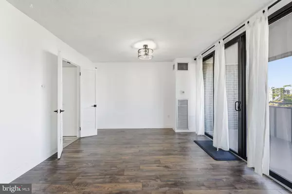 Alexandria, VA 22304,250 S REYNOLDS ST #508