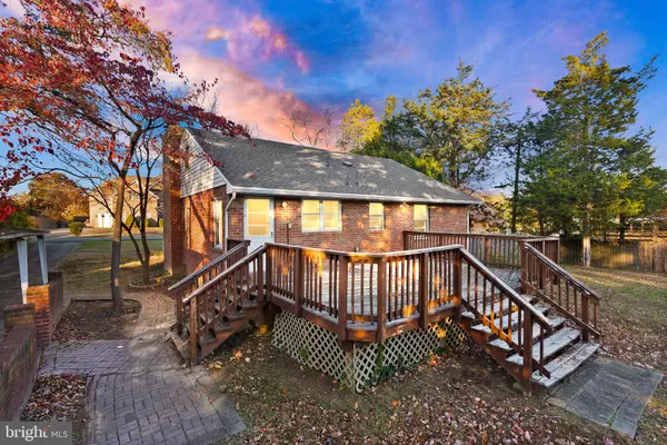 Alexandria, VA 22312,6329 EDGEMOOR LN