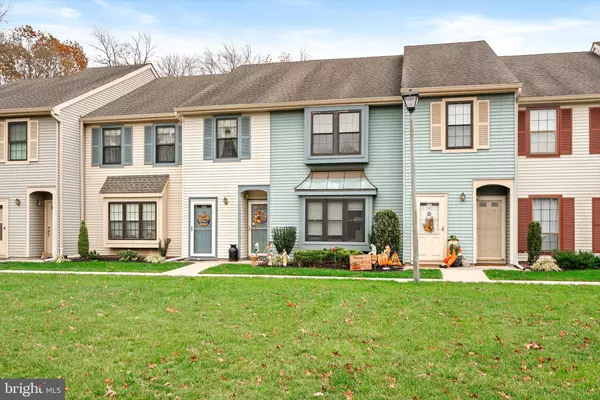 142 WYNDHAM PL, Robbinsville, NJ 08691