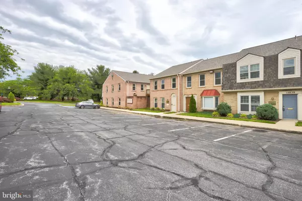 Rockville, MD 20855,15839 CRABBS BRANCH WAY