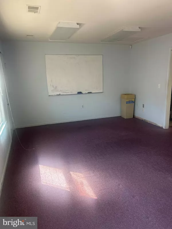 Rockville, MD 20855,15839 CRABBS BRANCH WAY