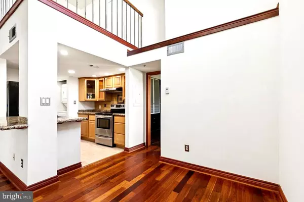 Bowie, MD 20721,1018 FALLCREST CT #3-301