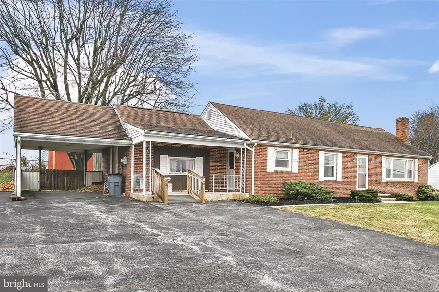 5030 YORKANA RD, York, PA 17406