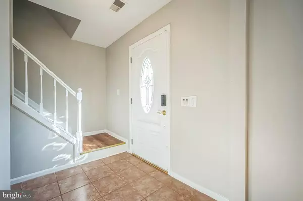 Centreville, VA 20120,14801 BASINGSTOKE LOOP