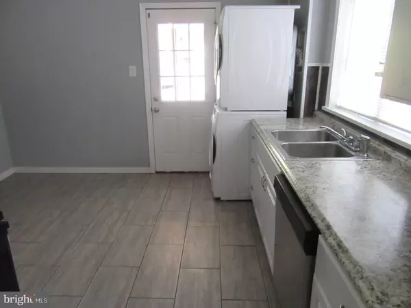 Bethlehem, PA 18015,445 MONTCLAIR AVE