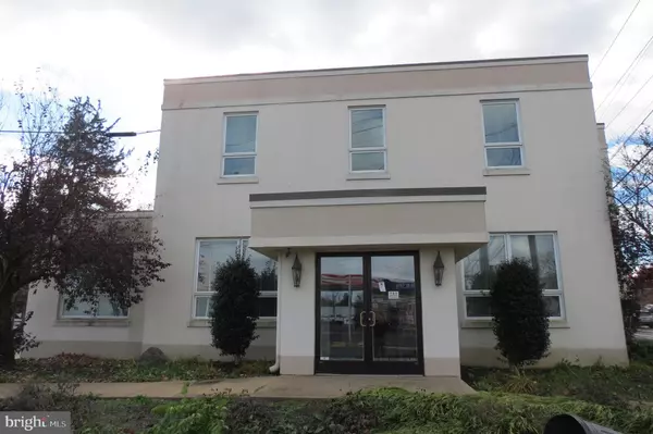 Lancaster, PA 17603,2132 MARIETTA AVE