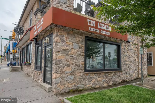 Bryn Mawr, PA 19010,1000 W. LANCASTER