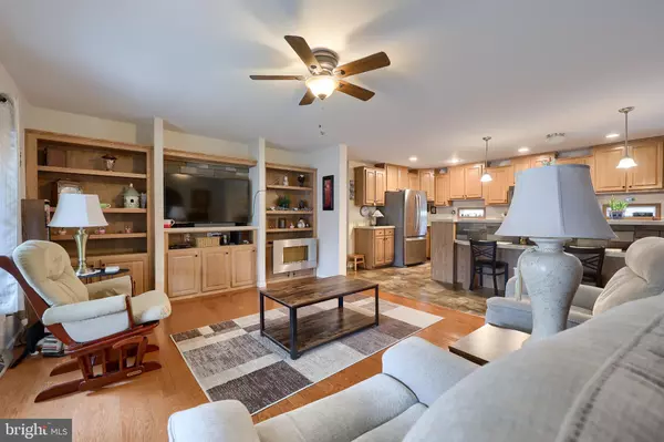 Lancaster, PA 17603,139 MADGE DR