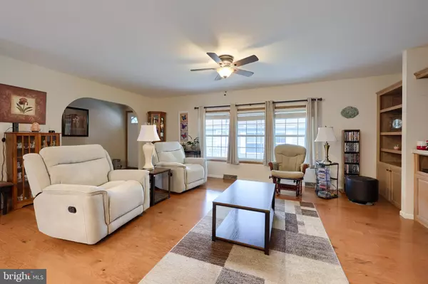 Lancaster, PA 17603,139 MADGE DR