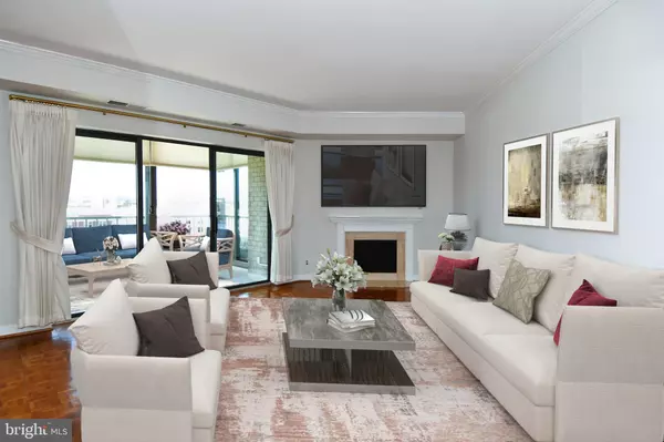 Alexandria, VA 22314,1250 S WASHINGTON ST #816