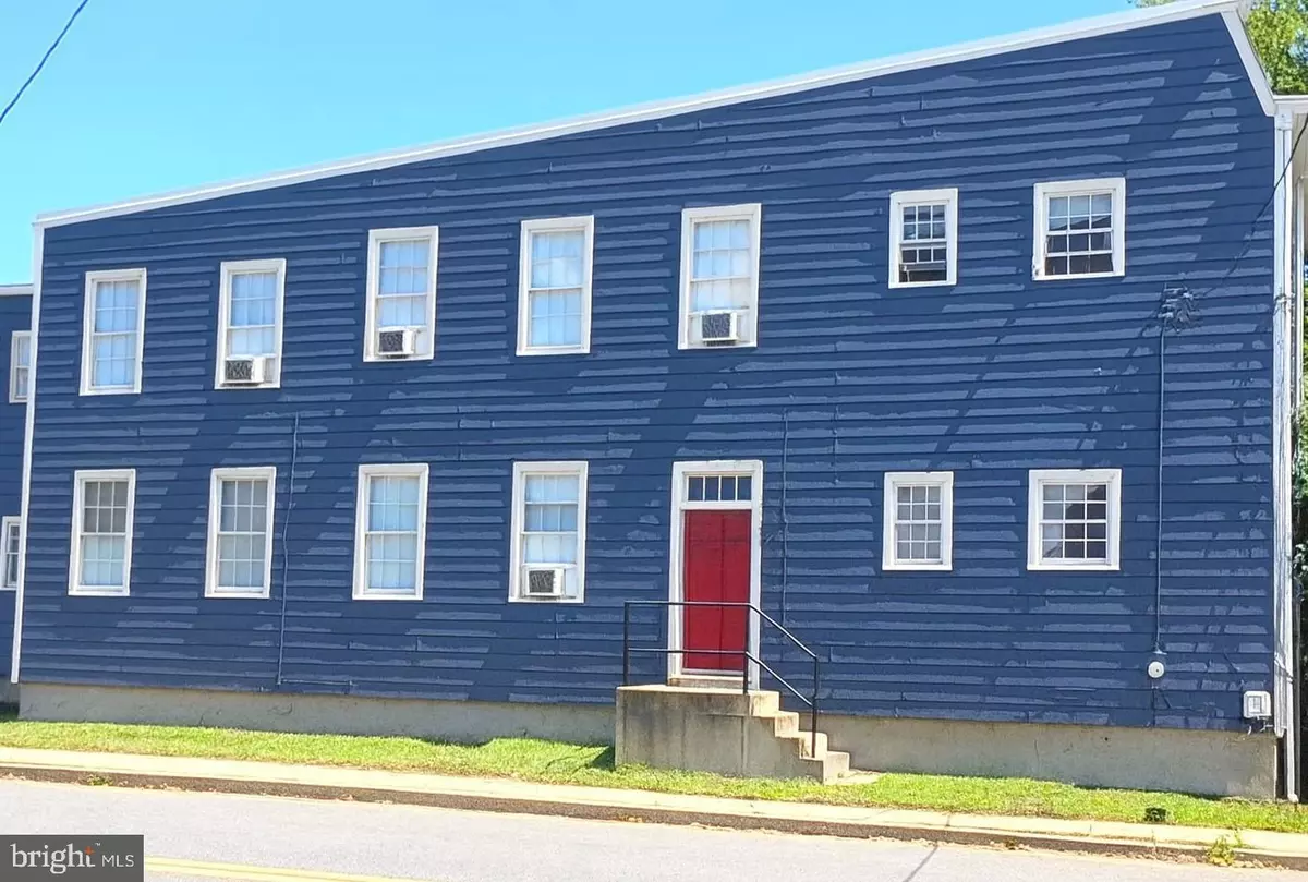 Alexandria, VA 22314,301 N WEST ST #1