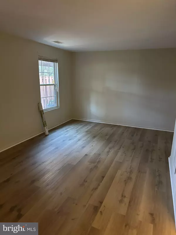 Manassas, VA 20111,7664 CHADDS LANDING WAY