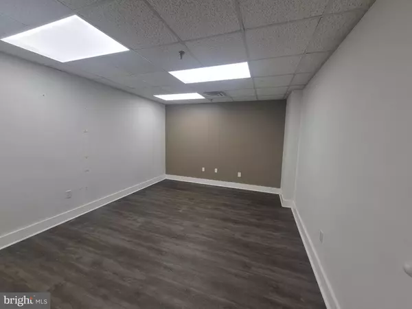 Salisbury, MD 21801,213 W MAIN ST #301A