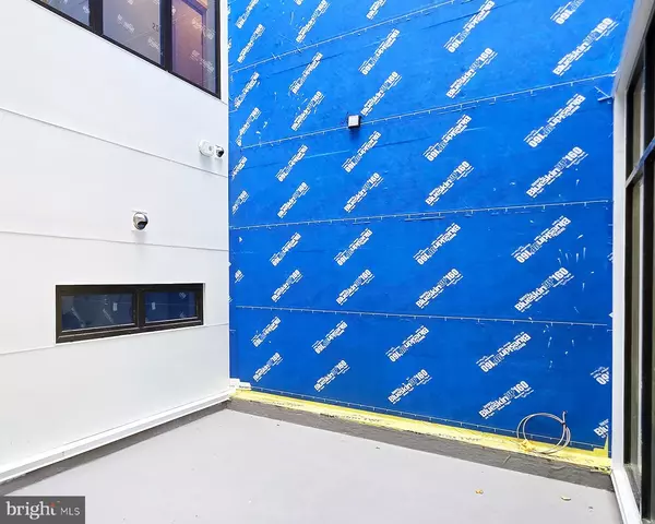 Philadelphia, PA 19146,617 S 24TH ST #A