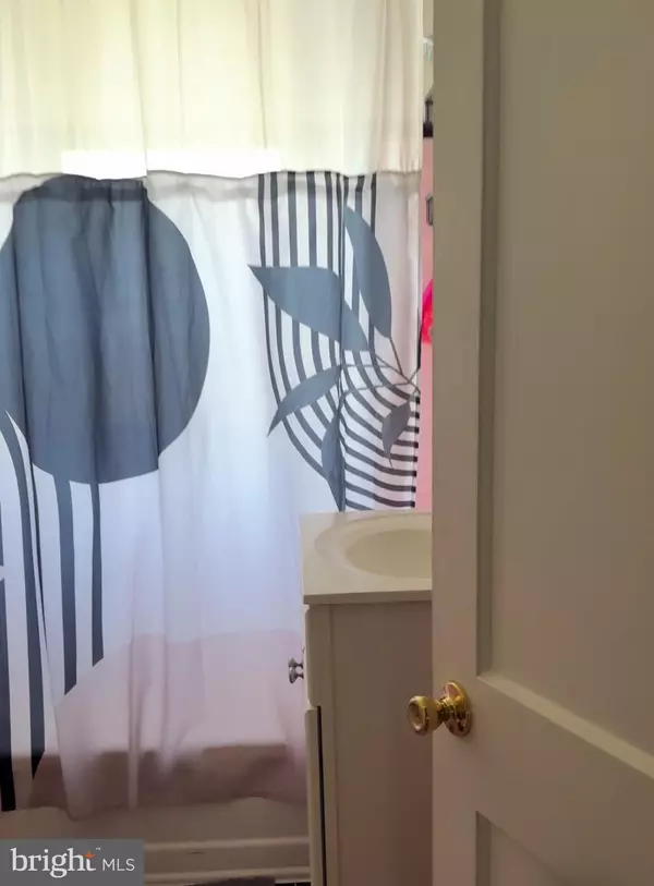 Ardmore, PA 19003,754 OAK VIEW RD