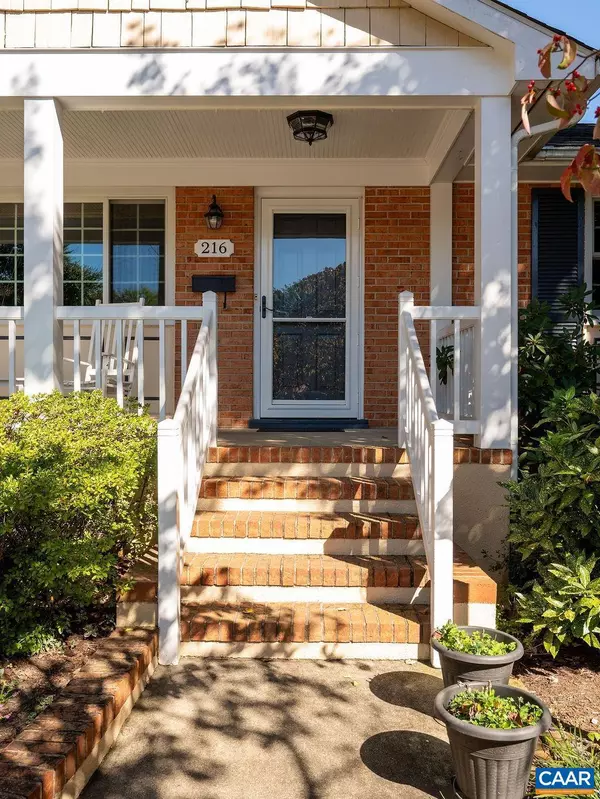 Charlottesville, VA 22903,216 CAMELLIA DR