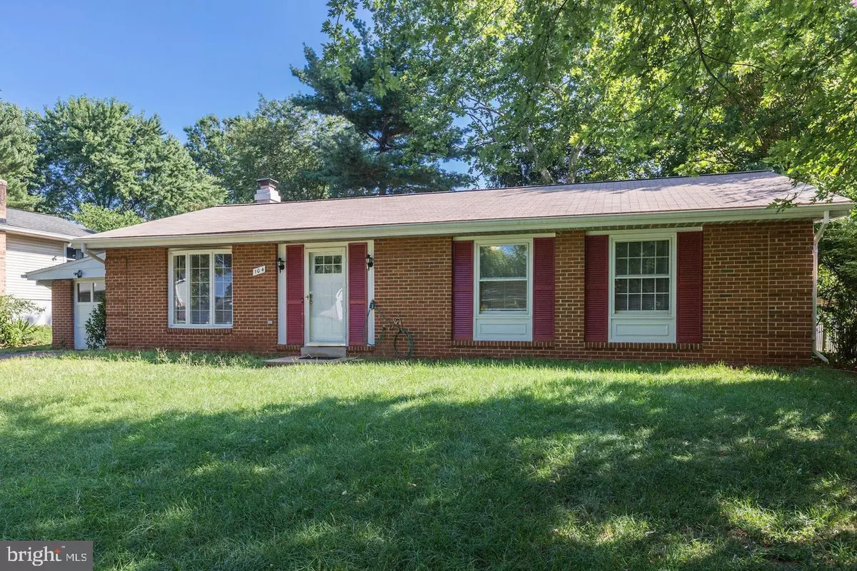 Sterling, VA 20164,104 W AMHURST PL