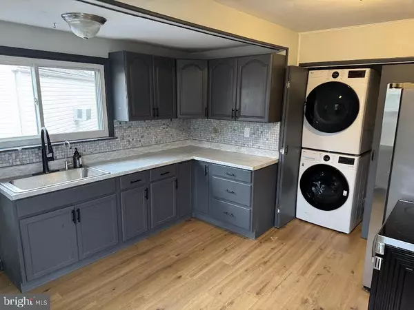 Browns Mills, NJ 08015,204 SCAMMELL DR